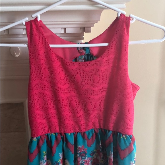 Cute Patterned High-Low Dress - Picture 3 of 8